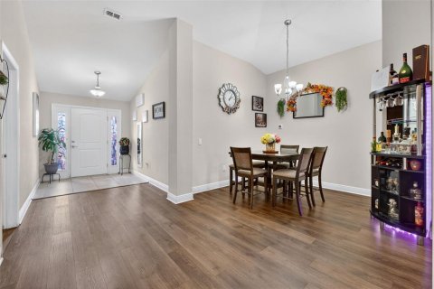Villa ou maison à vendre à Davenport, Floride: 4 chambres, 209.68 m2 № 2215898 - photo 4