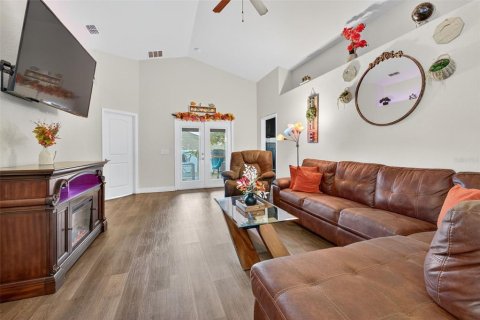 Villa ou maison à vendre à Davenport, Floride: 4 chambres, 209.68 m2 № 2215898 - photo 11