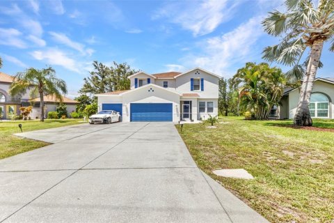 House in Punta Gorda, Florida 4 bedrooms, 301.65 sq.m. № 1801915 - photo 4