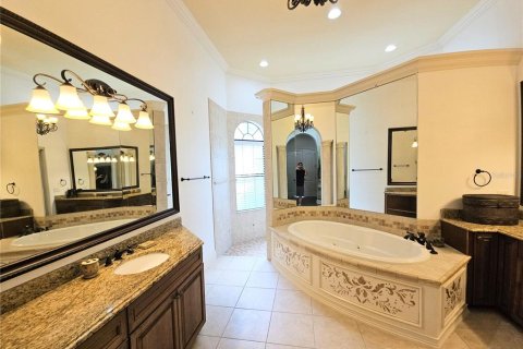 House in Four Corners, Florida 5 bedrooms, 494.61 sq.m. № 2212722 - photo 22