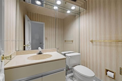 Condominio en venta en Miami Beach, Florida, 2 dormitorios, 163.23 m2 № 2030976 - foto 11