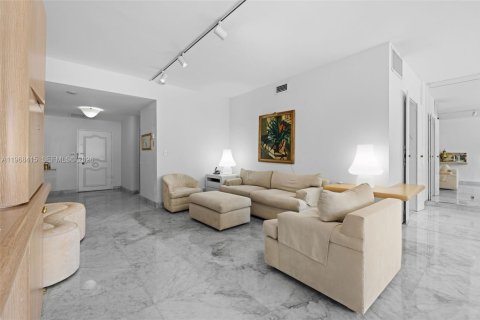 Condominio en venta en Miami Beach, Florida, 2 dormitorios, 163.23 m2 № 2030976 - foto 5