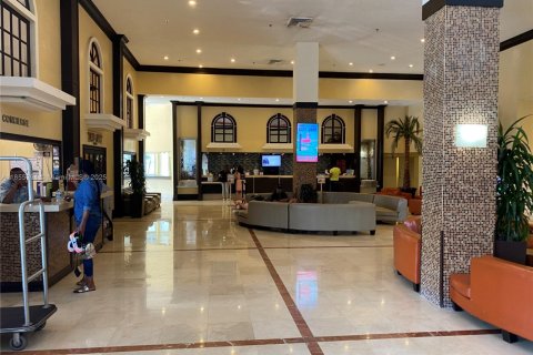 Condominio en venta en Sunny Isles Beach, Florida, 38.09 m2 № 1960887 - foto 21