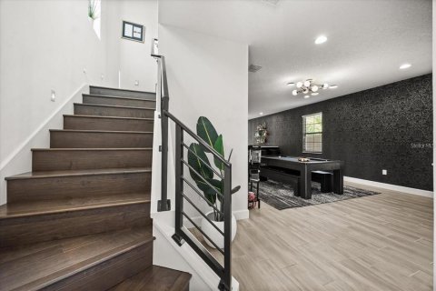 Casa en alquiler en Orlando, Florida, 4 dormitorios, 323.39 m2 № 1904428 - foto 20