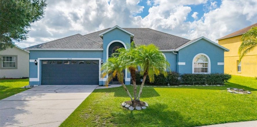House in Kissimmee, Florida 3 bedrooms, 174.28 sq.m. № 1879688