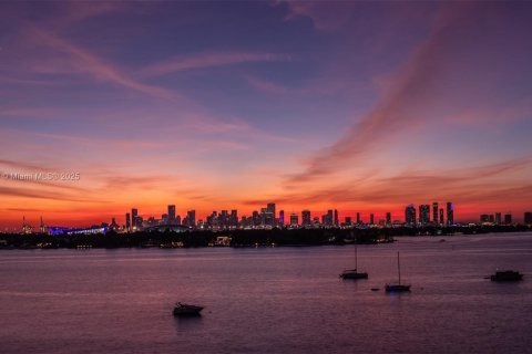 Купить кондоминиум в Майами-Бич, Флорида 1 спальня, 79.15м2, № 1923125 - фото 23