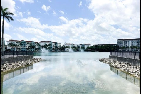 Appartement à louer à Doral, Floride: 3 chambres, 140.19 m2 № 1924185 - photo 2