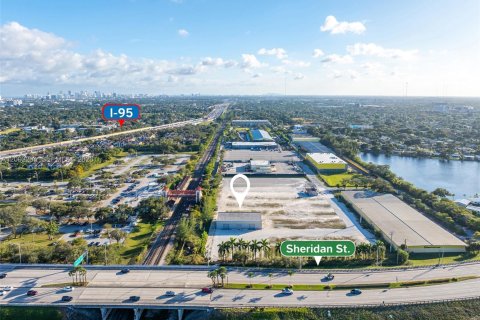 Immobilier commercial à vendre à Hollywood, Floride № 2170312 - photo 5