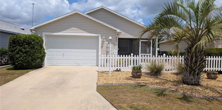 Casa en The Villages, Florida 2 dormitorios, 107.4 m2 № 1659265