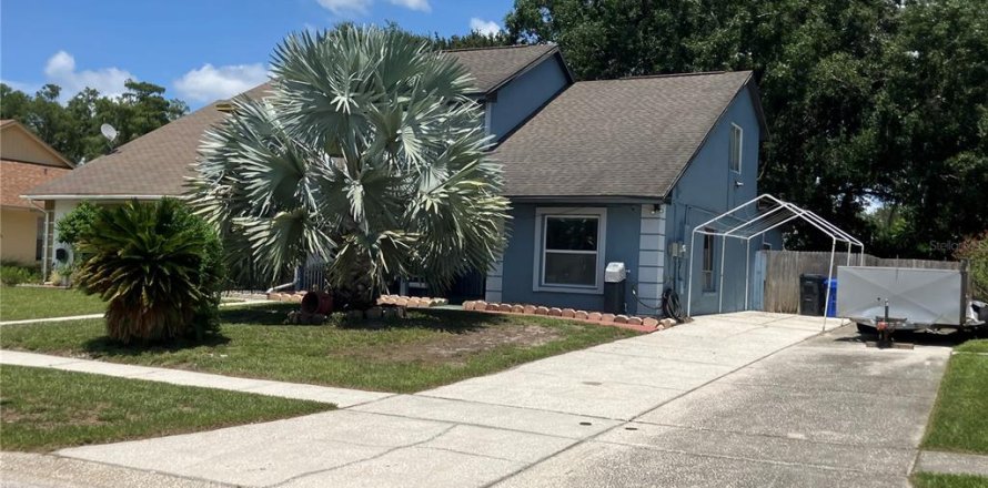 Duplex à Tampa, Floride 3 chambres, 140.28 m2 № 2304765