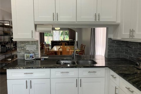 Duplex à vendre à Tampa, Floride: 3 chambres, 140.28 m2 № 2304765 - photo 4
