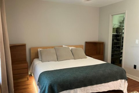Duplex à vendre à Tampa, Floride: 3 chambres, 140.28 m2 № 2304765 - photo 9