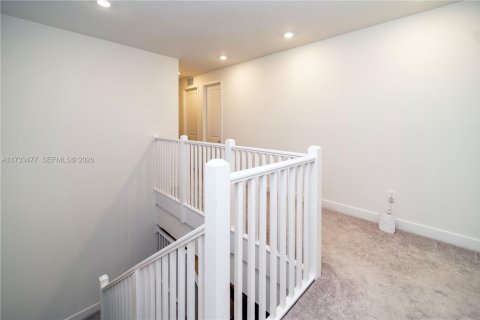 House in Davie, Florida 4 bedrooms № 1977419 - photo 22