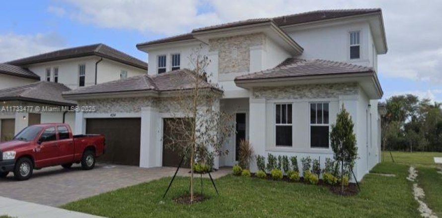 Villa ou maison à Davie, Floride 4 chambres № 1977419