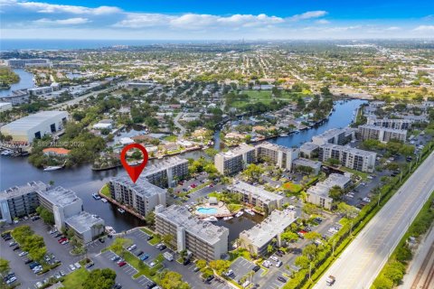 Condominio en alquiler en Boca Raton, Florida, 2 dormitorios № 2075662 - foto 18