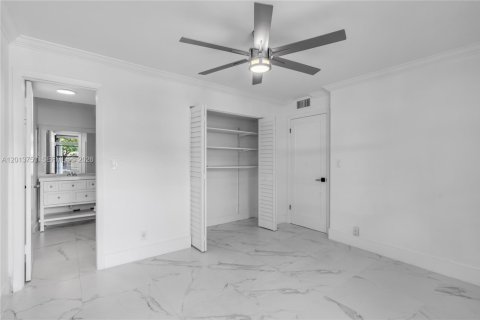 Condominio en alquiler en Boca Raton, Florida, 2 dormitorios № 2075662 - foto 13