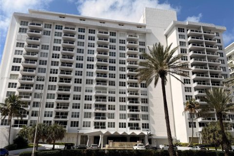 Condo à Miami Beach, Floride, 2 chambres  № 2046972