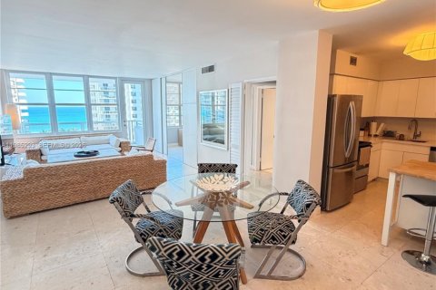 Copropriété à louer à Miami Beach, Floride: 2 chambres, 95.69 m2 № 2046972 - photo 3
