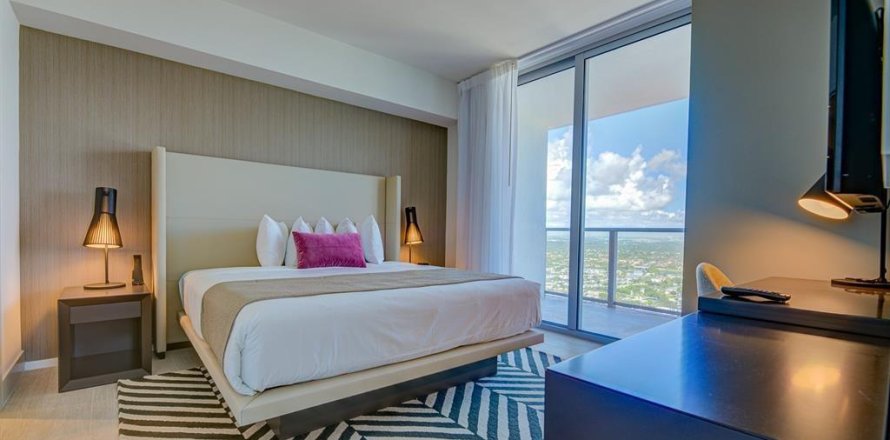 Condo in Hollywood, Florida, 2 bedrooms № 949906
