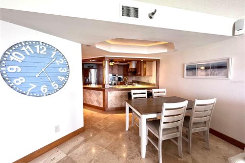 Condominio en venta en Clearwater, Florida, 2 dormitorios, 117.52 m2 № 2309931 - foto 20