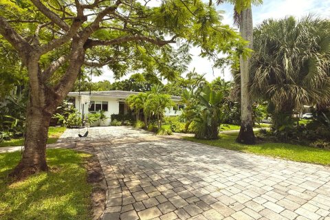 Villa ou maison à Miami Shores, Floride 3 chambres, 180.69 m2 № 2289369