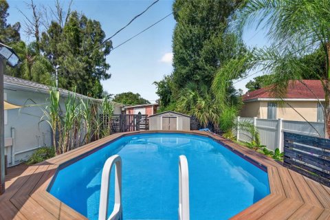 Villa ou maison à vendre à Largo, Floride: 4 chambres, 202.16 m2 № 2406573 - photo 4