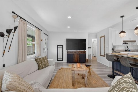 Villa ou maison à vendre à Largo, Floride: 4 chambres, 202.16 m2 № 2406573 - photo 17