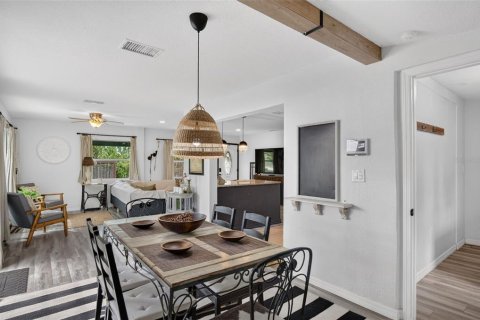 Villa ou maison à vendre à Largo, Floride: 4 chambres, 202.16 m2 № 2406573 - photo 26