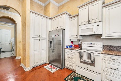 Купить виллу или дом в Лихай-Эйкерс, Флорида 10 комнат, 240.15м2, № 2218812 - фото 25