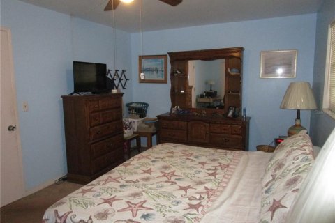Condo in Saint Petersburg, Florida, 2 bedrooms  № 870105 - photo 21