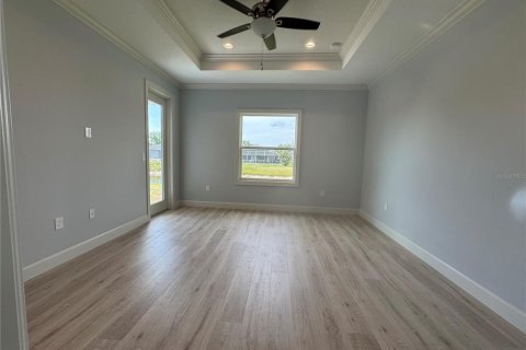 Casa en alquiler en Rotonda, Florida, 4 dormitorios, 185.34 m2 № 1670096 - foto 18