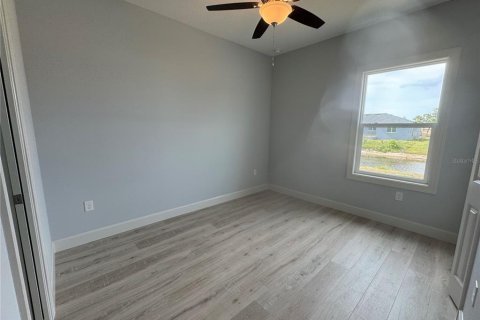 Casa en alquiler en Rotonda, Florida, 4 dormitorios, 185.34 m2 № 1670096 - foto 25