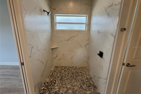 Casa en alquiler en Rotonda, Florida, 4 dormitorios, 185.34 m2 № 1670096 - foto 13