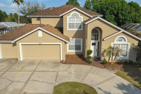 House in Brandon, Florida 5 bedrooms, 206.99 sq.m. № 2103351 - photo 3
