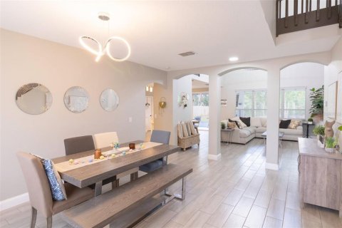 House in Brandon, Florida 5 bedrooms, 206.99 sq.m. № 2103351 - photo 16
