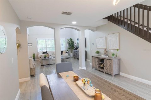 House in Brandon, Florida 5 bedrooms, 206.99 sq.m. № 2103351 - photo 14