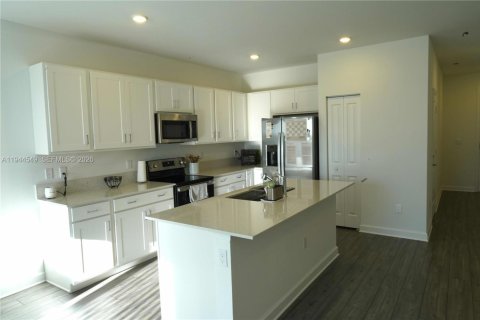 Casa en venta en Port St. Lucie, Florida, 3 dormitorios, 180.6 m2 № 2001947 - foto 12