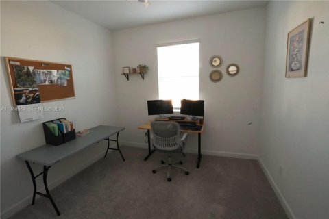 Casa en venta en Port St. Lucie, Florida, 3 dormitorios, 180.6 m2 № 2001947 - foto 7