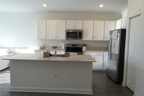 Casa en venta en Port St. Lucie, Florida, 3 dormitorios, 180.6 m2 № 2001947 - foto 10