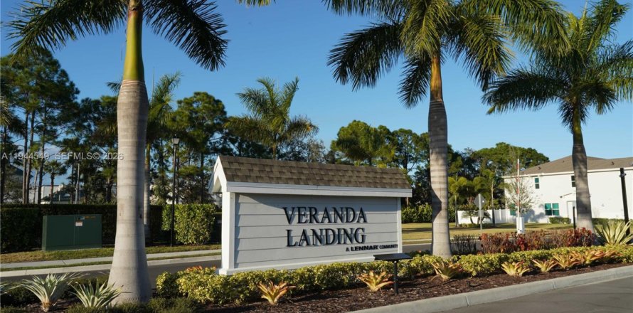 Casa en Port St. Lucie, Florida 3 dormitorios, 180.6 m2 № 2001947