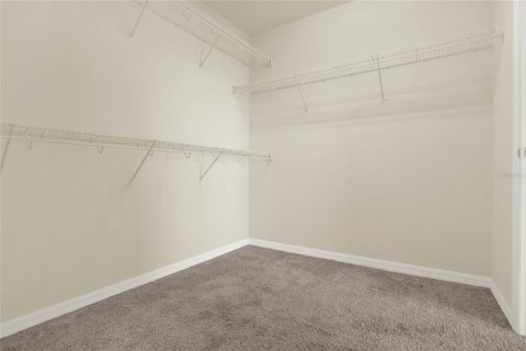 Casa en alquiler en Kissimmee, Florida, 5 dormitorios, 282.79 m2 № 1851052 - foto 24