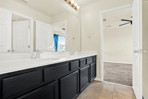 Casa en alquiler en Kissimmee, Florida, 5 dormitorios, 282.79 m2 № 1851052 - foto 28