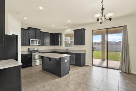 Casa en alquiler en Kissimmee, Florida, 5 dormitorios, 282.79 m2 № 1851052 - foto 7
