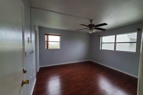 Copropriété à vendre à Sunrise, Floride: 2 chambres, 78.97 m2 № 1864148 - photo 4