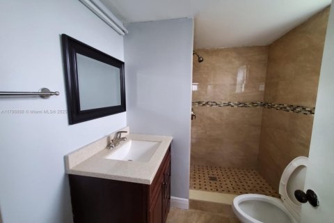 Copropriété à vendre à Sunrise, Floride: 2 chambres, 78.97 m2 № 1864148 - photo 5