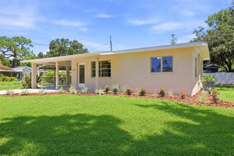 Villa ou maison à vendre à Venice, Floride: 2 chambres, 83.72 m2 № 2304339 - photo 2