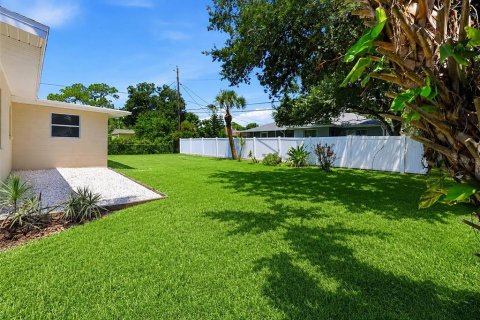 Villa ou maison à vendre à Venice, Floride: 2 chambres, 83.72 m2 № 2304339 - photo 30