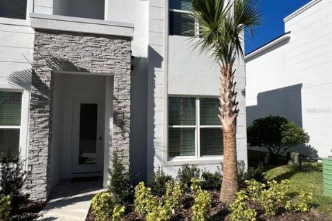 Townhouse in Clermont, Florida 4 bedrooms, 171.4 sq.m. № 2368685