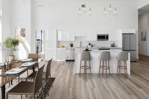 Condominio en venta en Hallandale Beach, Florida, 2 dormitorios № 2044877 - foto 24