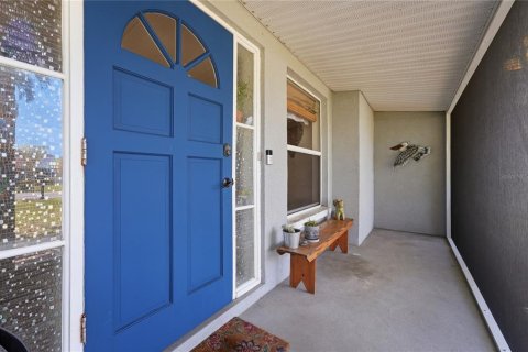 House in Venice, Florida 3 bedrooms, 140.1 sq.m. № 2152019